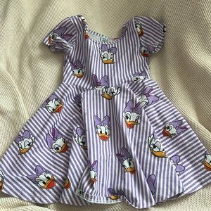 Wild Rich Kids Disney Daisy stripe dress size 3/4